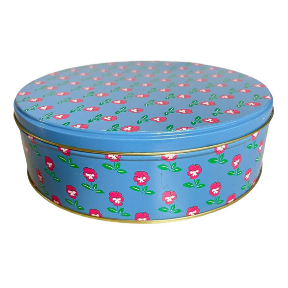 Lillian Vernon Vtg 1986 Tin Trinket Button Box Blue With Red Flowers Country - Picture 2 of 8